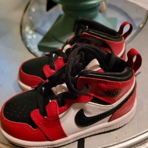 Air Jordan Retro 1